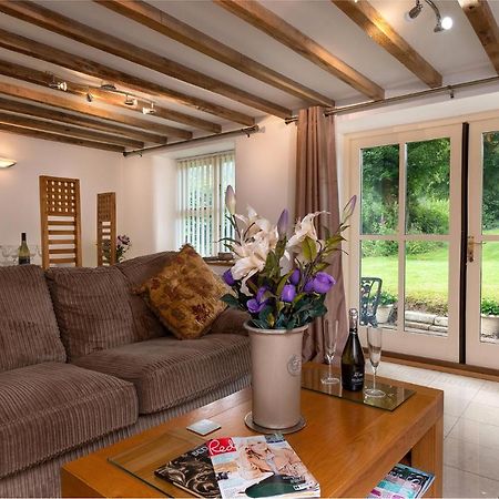 Finest Retreats - The Cottage - Luxury 1 Bed Cottage Rhydymwyn Dış mekan fotoğraf